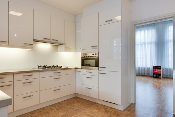 Photo - For rent: Pieter Cornelisz Hooftstraat 113-2, 1071 BR Amsterdam